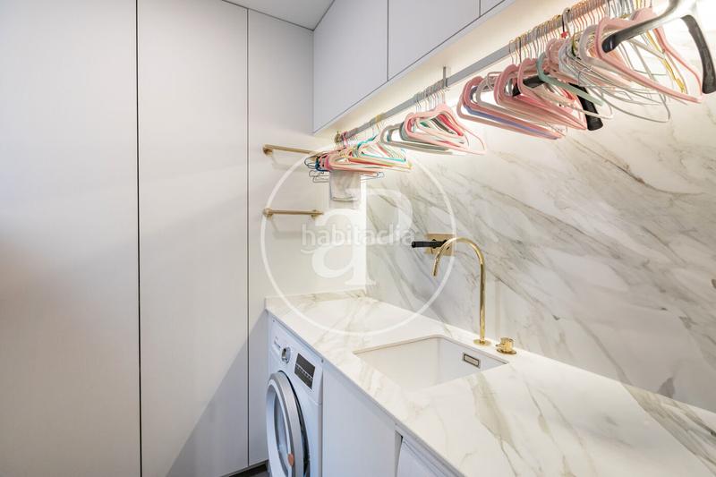 Foto 85c138eb-affc-42a2-b2a2-f53c1d2da80a. Piso  en venta en fortuny en Almagro Madrid