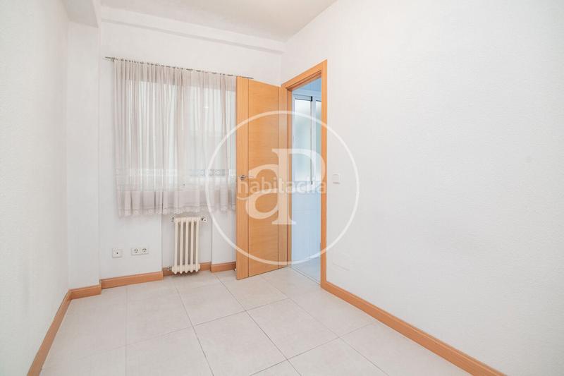 Foto a3abd2db-f5ea-4cc1-a4d1-c589a542d15d. Appartamento con riscaldamento in Fuente del Berro Madrid