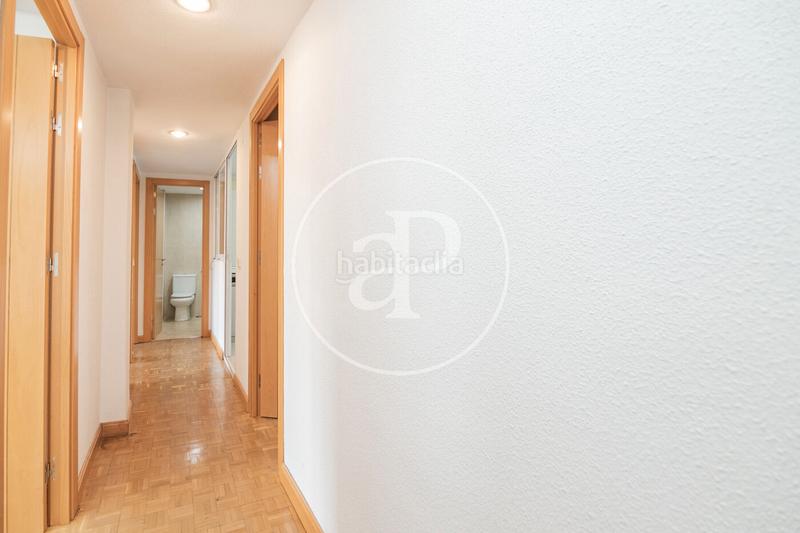 Foto f1570bfb-1fbf-431e-8a49-fb8d7c4b99a5. Appartamento con riscaldamento in Fuente del Berro Madrid