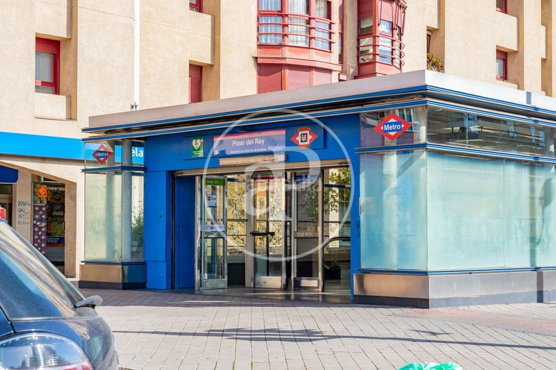 Foto d5499f01-a19d-42e5-8683-57a6aef9a868. Pis amb calefacció aparcament a Canillas Madrid