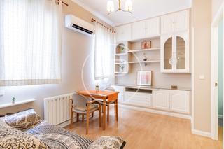 Location Appartement  C. del conde duque. Piso en alquiler en calle conde duque