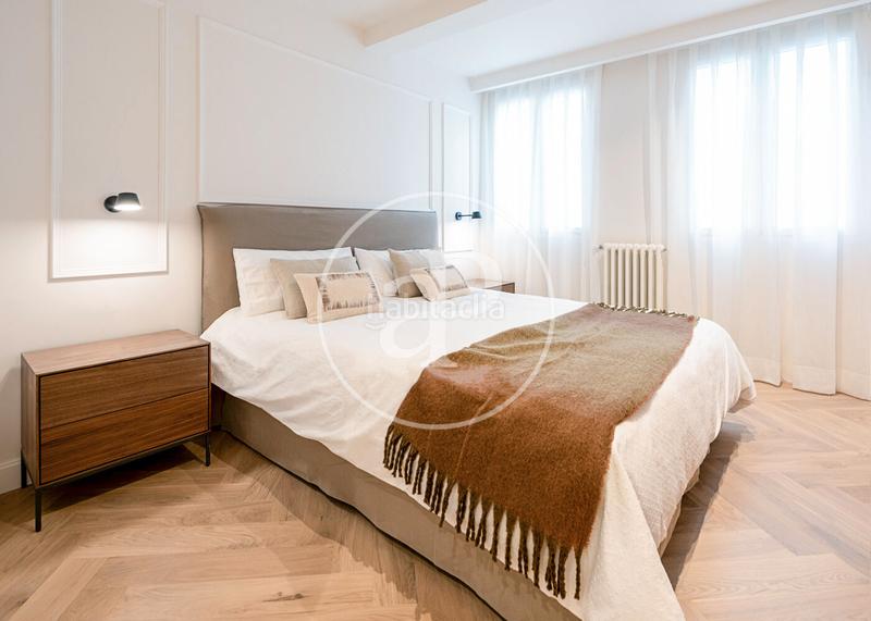 Foto 9723fecb-d3fa-43f9-b0f8-d1e51936e3bc. Pis amb calefacció aparcament a Cortes-Huertas Madrid