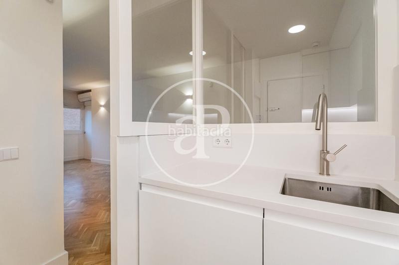 Foto a2b34f96-2493-40ca-8d1d-f4b6d567c902. Location appartement avec chauffage piscine dans Hispanoamérica-Bernabéu Madrid