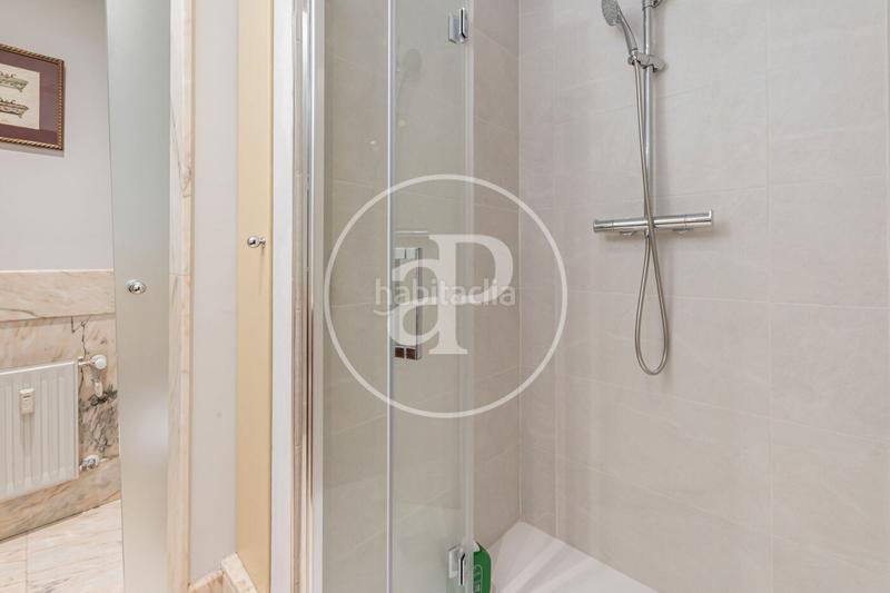 Foto 40345330-aa47-49fd-a6ff-63bdad3f59e6. Appartamento con riscaldamento parcheggio in Ríos Rosas-Nuevos Ministerios Madrid