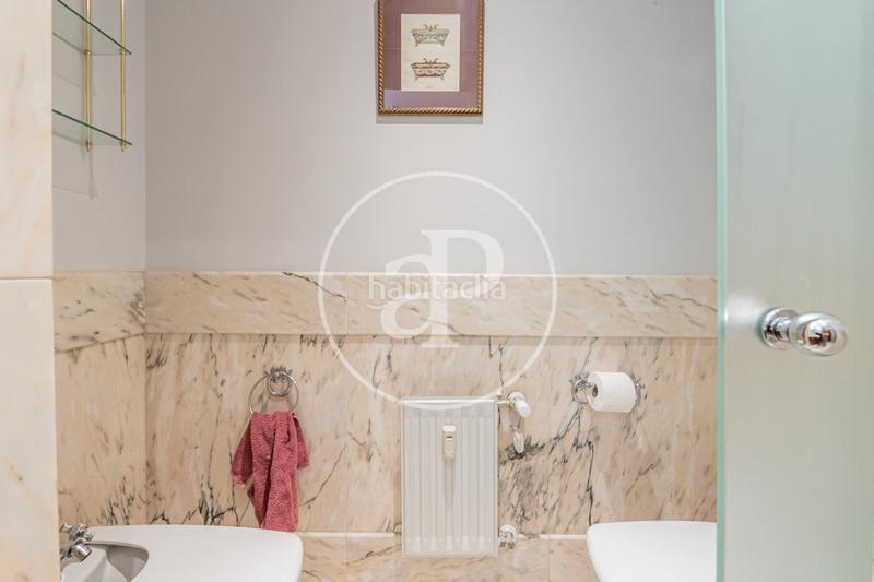 Foto 461b6f2f-9f64-4b2e-9ae1-21fc979328a8. Appartamento con riscaldamento parcheggio in Ríos Rosas-Nuevos Ministerios Madrid