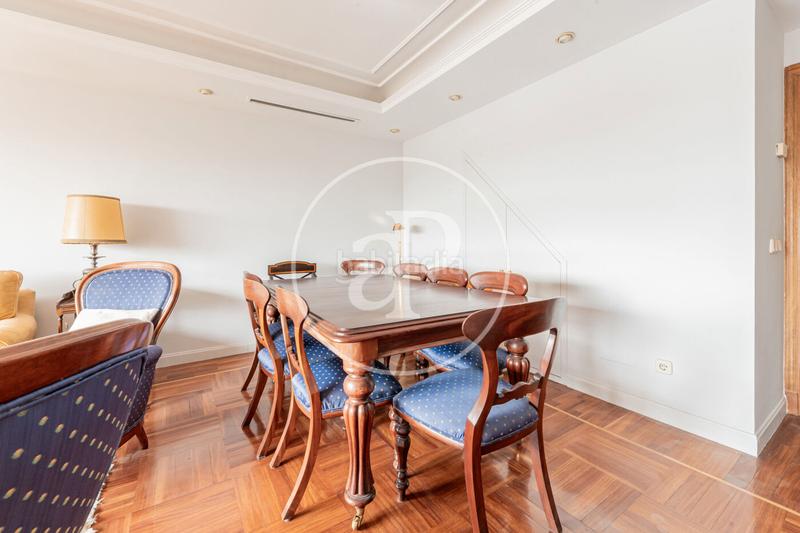 Foto bbd78763-7026-4fe3-9cbf-286075f00e91. Appartamento con riscaldamento parcheggio in Ríos Rosas-Nuevos Ministerios Madrid