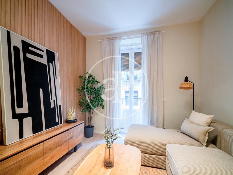 Foto 06bcdd9a-1cba-4cfb-8b87-0ec195b5dc1f. Rent flat with heating in Embajadores-Lavapiés Madrid