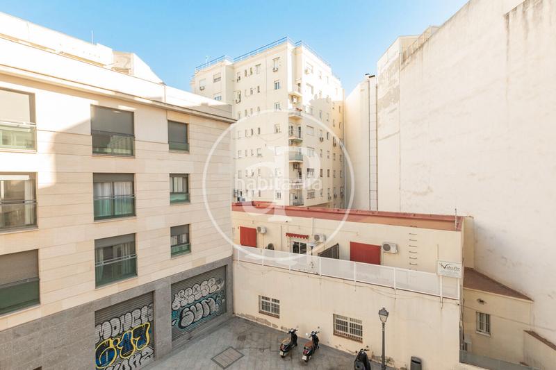 Foto b8ee0006-2261-444f-bb70-e260207e5432. Affitto appartamento con riscaldamento parcheggio in Madrid