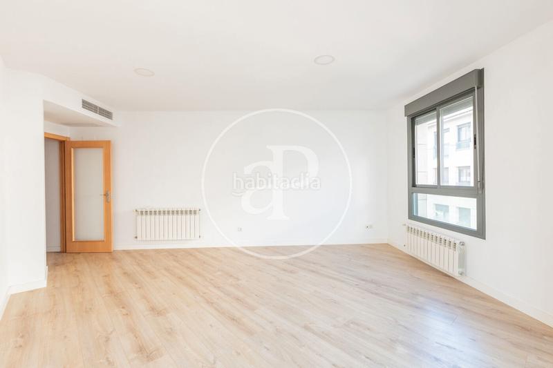Foto 07bf68fa-5abb-405a-bf89-4d74e8ceac35. Location appartement avec chauffage parking dans Goya Madrid