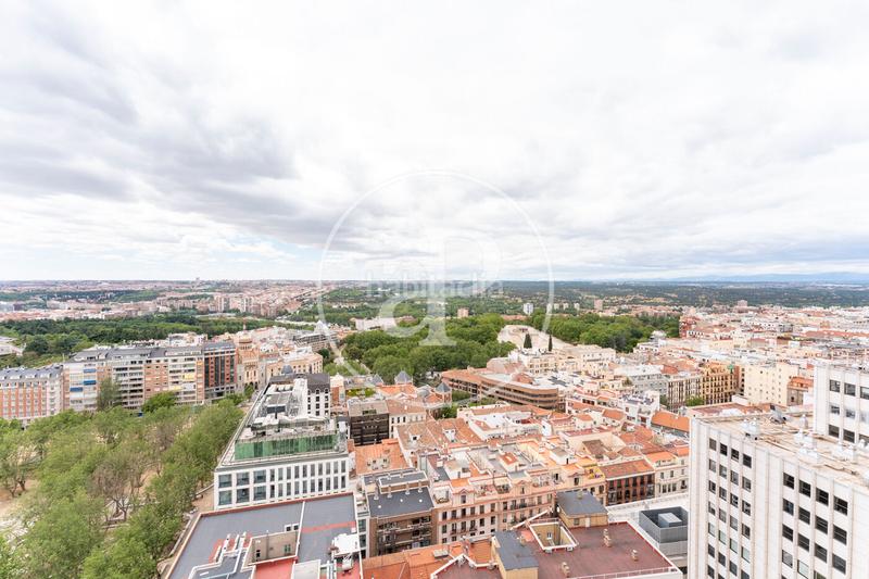 Foto 11910cdb-4b62-492a-bdd4-16a5e9dae738. Rent flat with heating pool in Argüelles Madrid