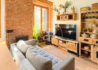 Pis  C. del ave maría. En venta maravilloso piso reformado en calle ave maría