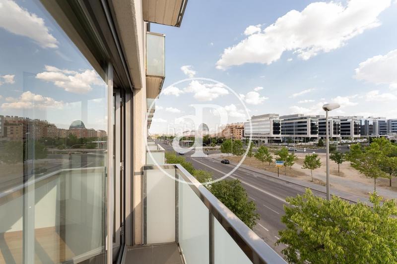 Foto 997a43c2-ca0c-4ca6-a06d-8fb0da1804a9. Rent flat with heating parking pool in Las Tablas Madrid