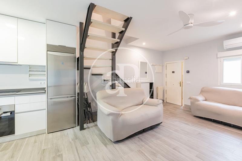 Foto 136e5bbf-f323-4ae5-8dcc-e5173f75e22b. Affitto duplex con riscaldamento in Quintana Madrid