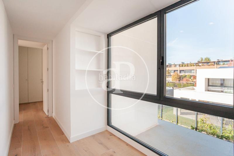 Foto 19ef135c-8f81-4188-98aa-4a2a94189c18. Casa bifamiliare in c. del abeto 8 in Valdemarín Madrid