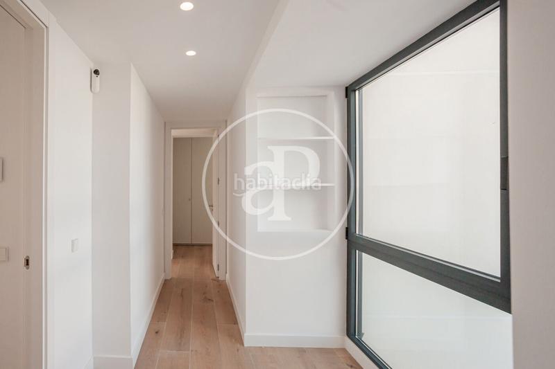 Foto 53ea3fa5-d1de-4250-aafc-ddb4cc5b1ed6. Casa bifamiliare in c. del abeto 8 in Valdemarín Madrid