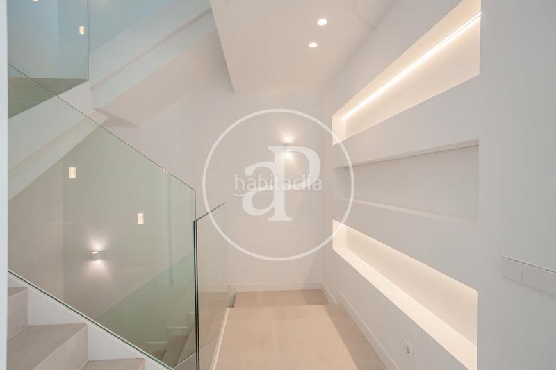 Foto 78b47813-9f03-458b-ba20-4079af9fbede. Casa bifamiliare in c. del abeto 8 in Valdemarín Madrid