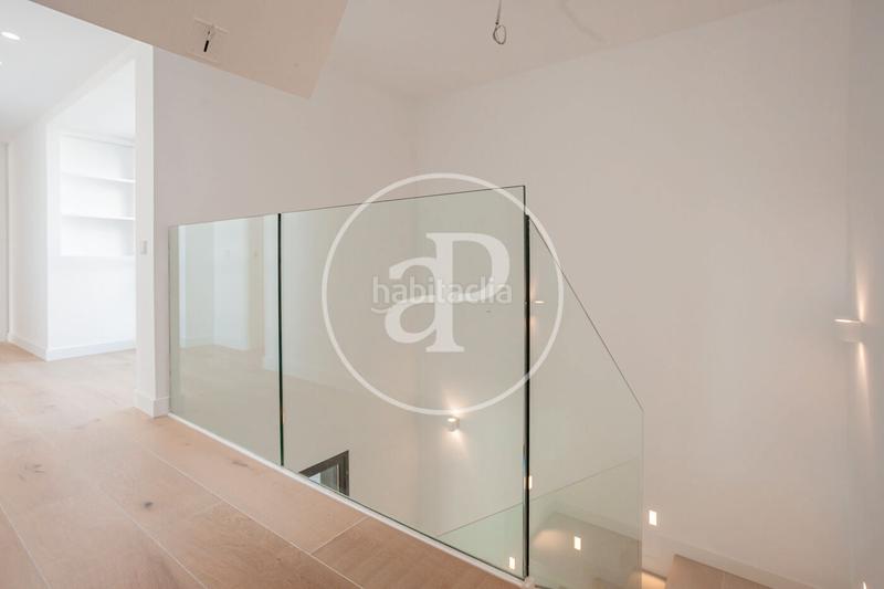 Foto 78b81f81-b568-4738-82cb-897fbe13eec0. Casa bifamiliare in c. del abeto 8 in Valdemarín Madrid