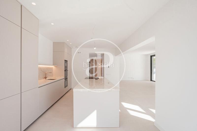 Foto a56ffc0d-a31c-4203-a960-b74940b15f78. Casa bifamiliare in c. del abeto 8 in Valdemarín Madrid