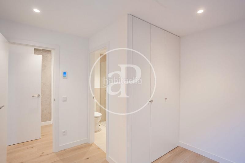 Foto c5ab007d-6fac-4b0c-9559-e991bdd1fdd3. Casa bifamiliare in c. del abeto 8 in Valdemarín Madrid