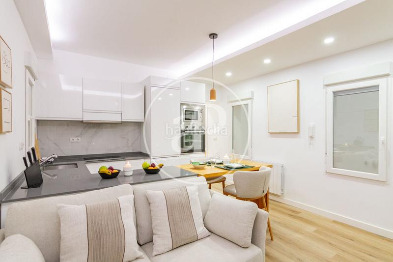 Foto a8455c2a-d202-43ca-a78d-2087e66b31e4. Piso  en venta en Fuente del Berro en Fuente del Berro Madrid