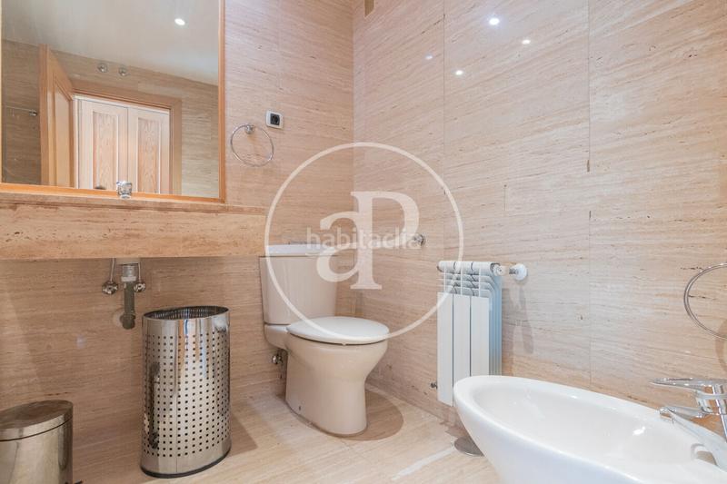 Foto 561ba0af-9137-4852-acf3-2a3d9e48b6f1. Location appartement avec chauffage parking dans Castellana Madrid