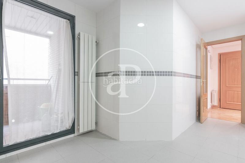 Foto 744d0023-b7d5-4182-b610-cf18d1c2e3c1. Location appartement avec chauffage parking dans Castellana Madrid