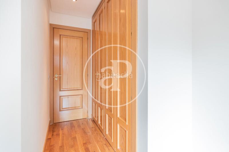 Foto b800f357-5015-43bd-9f4f-c6eff6ec8d75. Location appartement avec chauffage parking dans Castellana Madrid