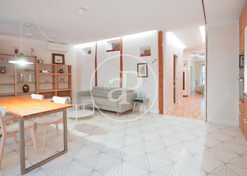 Foto 26213df8-878c-41cb-b734-572dd7ff855f. Piso  en venta en calle palma en Universidad-Malasaña Madrid