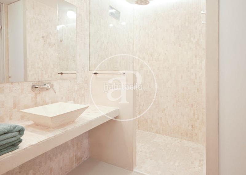 Foto 6e92a5e3-a5e3-4360-89c8-261b8804d77a. Piso  en venta en calle palma en Universidad-Malasaña Madrid