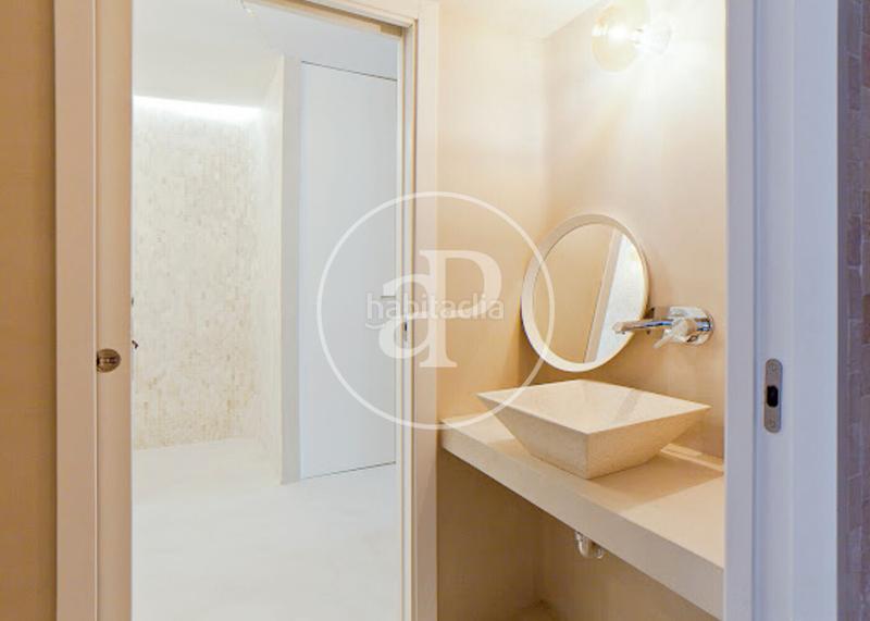 Foto b5ddcd93-369e-47f4-9339-cfa8c413b50c. Piso  en venta en calle palma en Universidad-Malasaña Madrid