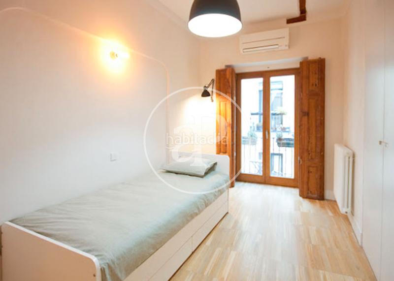 Foto b8a7fce2-75f5-4739-841a-3f38879c68b3. Piso  en venta en calle palma en Universidad-Malasaña Madrid