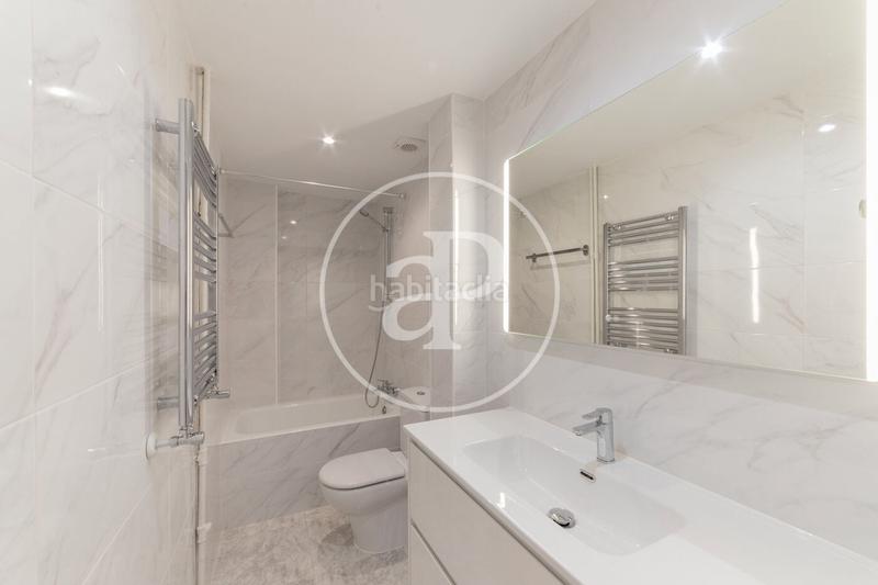 Foto f121a2f9-442e-480d-a525-c5fc86012512. Rent flat with heating in Goya Madrid