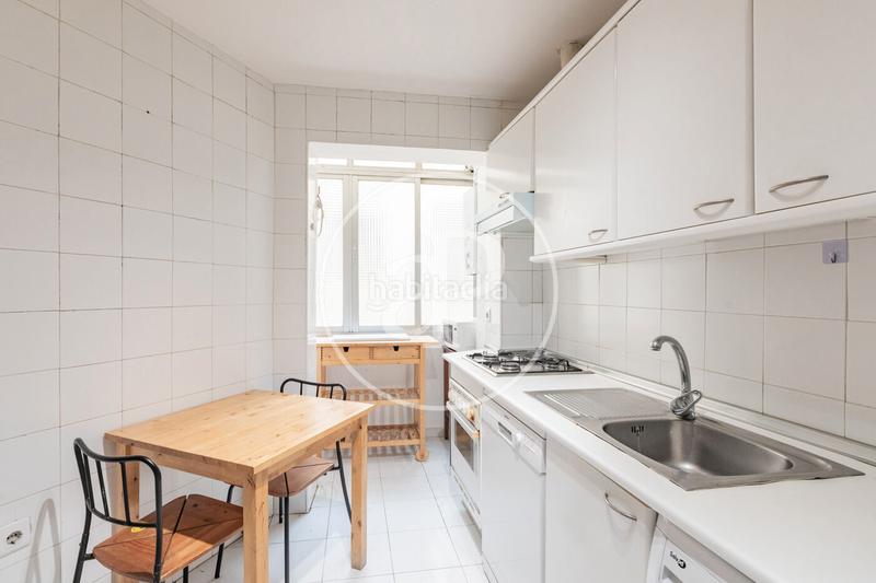 Foto f04f1a39-0ab9-4daa-8bf8-700f148027de. Alquiler piso  en alquiler en chamberi en Gaztambide Madrid