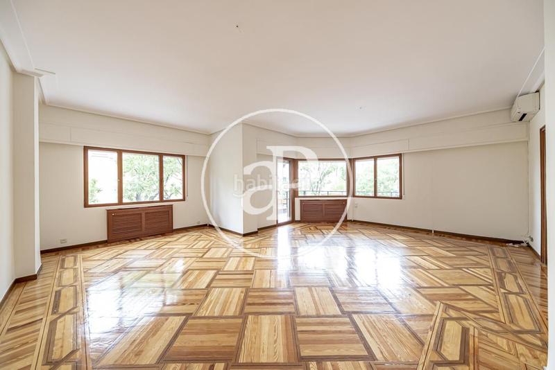 Foto 55b56527-c4e5-4897-a378-2b779c3e10d1. Location appartement avec chauffage parking dans Jerónimos Madrid