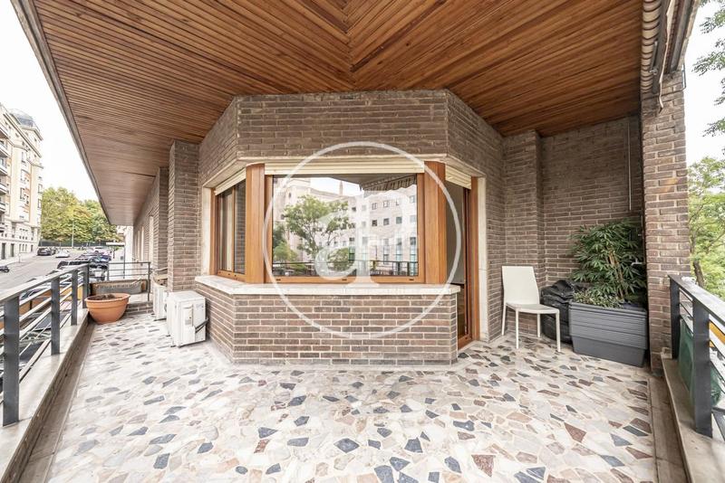 Foto 7981b593-b874-46b8-852e-8b9d79415f53. Location appartement avec chauffage parking dans Jerónimos Madrid