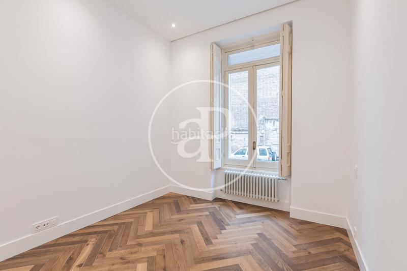 Foto 8e0da83e-c68f-4ad4-be4a-5bea32bd9aa9. Affitto appartamento con riscaldamento in Almagro Madrid