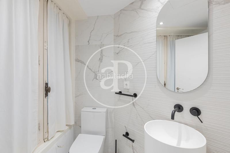 Foto fc2a3379-36dd-4c97-8a39-c3c1d4817ec7. Miete etagenwohnung mit heizung in Almagro Madrid