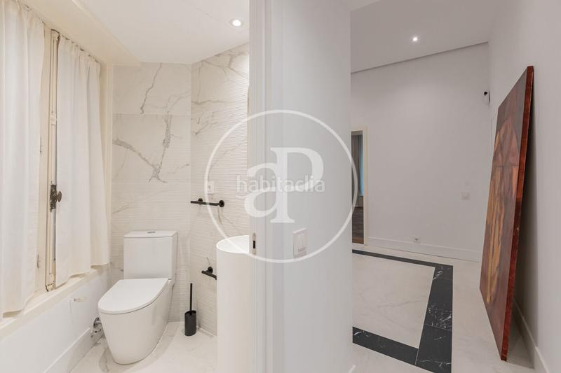 Foto c0d2da8c-7255-4423-a65d-626e200e3bb5. Rent flat with heating in Almagro Madrid