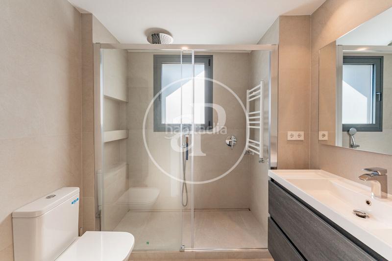 Foto 2e9f5744-573b-40c7-b916-4e64987e8d86. Alquiler piso vivienda en alquiler próximo a plaza castilla en Madrid