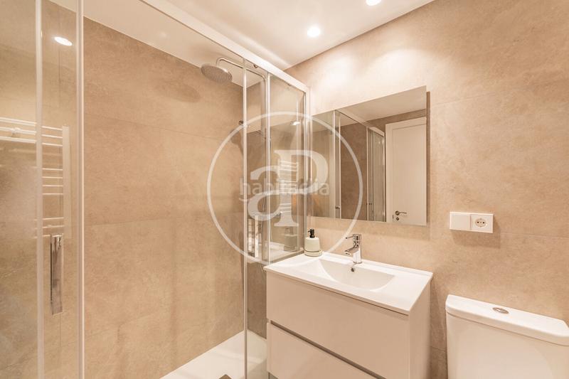Foto 3ae0548b-f46d-4a6a-98ff-d5109c5eb9ff. Location appartement avec chauffage parking piscine dans Madrid