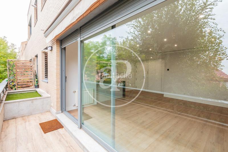 Foto 077e32c1-3dfd-4528-8427-3d0bfc1dfa82. Location appartement avec chauffage parking piscine dans La Moraleja