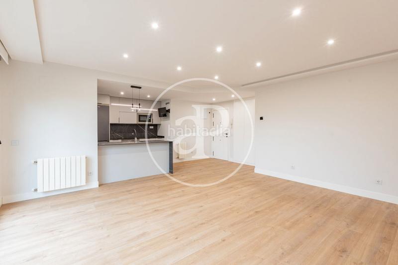 Foto 4abbba90-dfab-4803-b2f9-3b87b5afe55c. Location appartement avec chauffage parking piscine dans La Moraleja