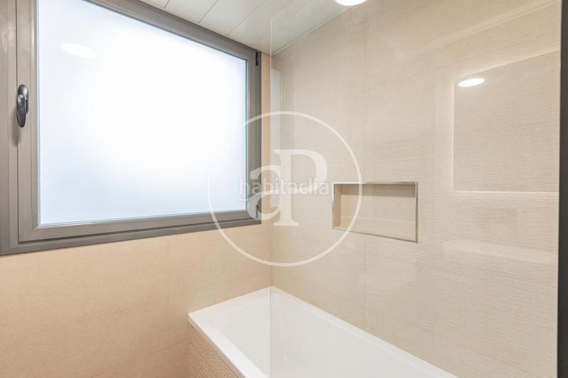 Foto 7f2deca5-3b57-404e-97e5-d87b8aa83686. Location appartement avec chauffage parking piscine dans La Moraleja