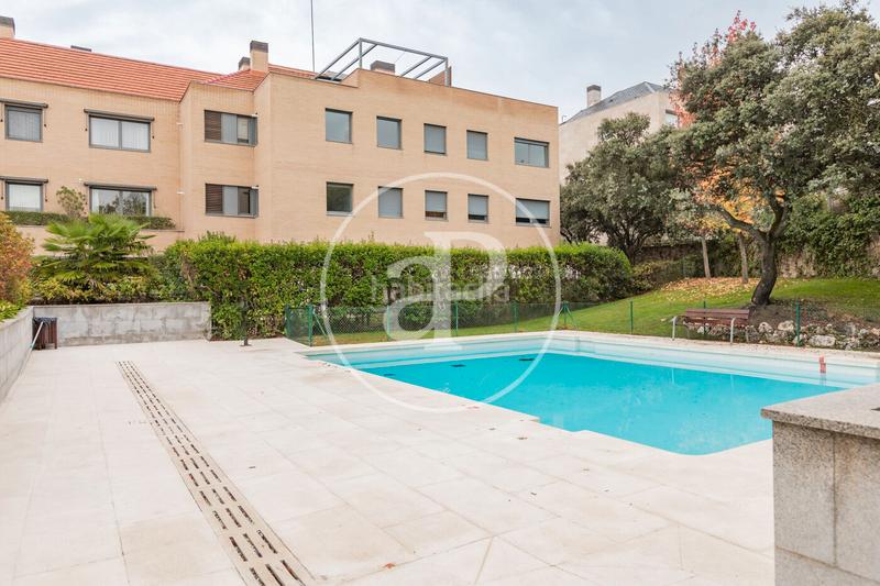 Foto b18b0b49-edb5-4f65-9bf7-f8b7c51bd1c0. Location appartement avec chauffage parking piscine dans La Moraleja