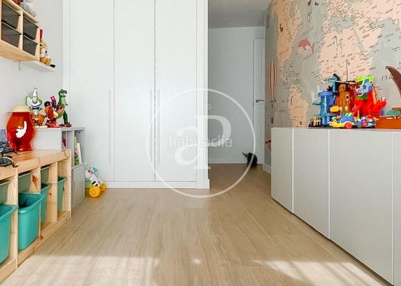 Foto 2a5b3295-73a2-4811-afe9-437e6cdd13de. Appartement avec chauffage parking piscine dans urbanización La Moraleja La Moraleja