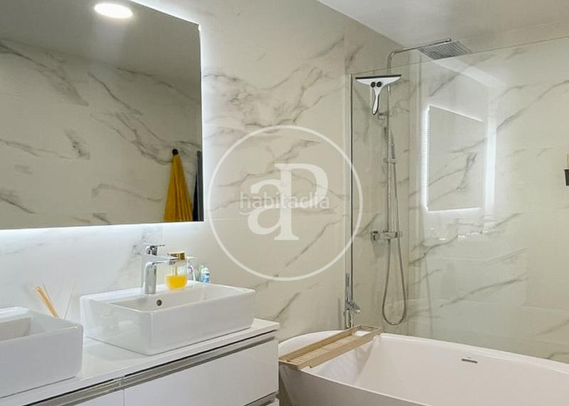 Foto d2cf1ea0-aabc-49f5-ad74-19135991a7bb. Appartement avec chauffage parking piscine dans urbanización La Moraleja La Moraleja