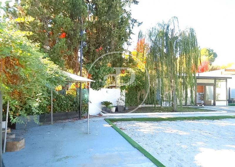 Foto 46440351-8253-4034-8c08-48e9070e51fa. Casa con riscaldamento parcheggio piscina in urbanización La Moraleja La Moraleja