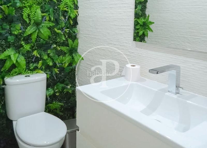 Foto e0f668f5-a806-40da-b6cf-b7d359f61fe3. Casa con riscaldamento parcheggio piscina in urbanización La Moraleja La Moraleja