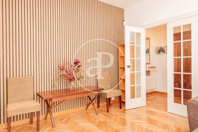 Foto b943cb98-bb04-4756-8067-12071b95a4f3. Affitto appartamento con riscaldamento parcheggio piscina in Madrid