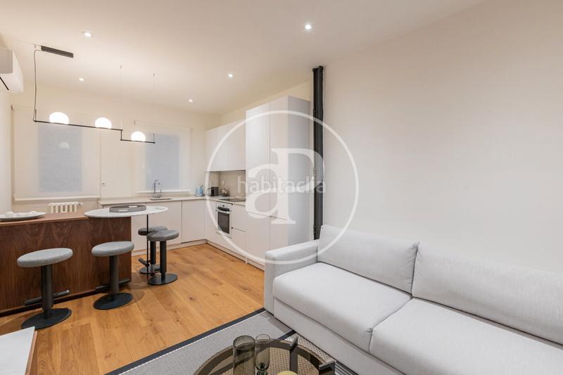 Foto 251d12c1-4af2-40d1-8cfa-d2c725152ff6. Rent flat with heating in Recoletos Madrid